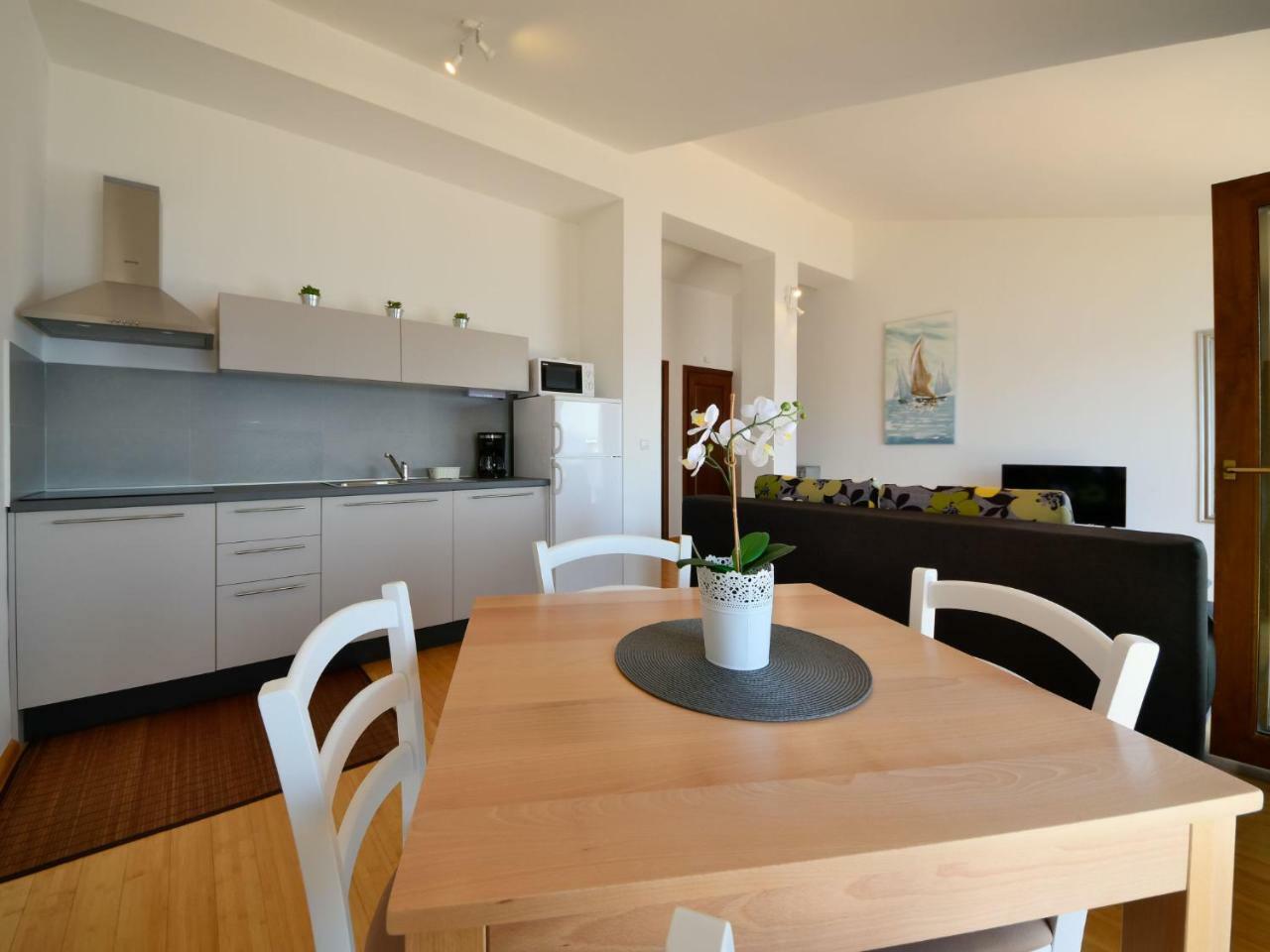 Apartment Val 2-1 By Interhome Sveti Juraj Exterior photo